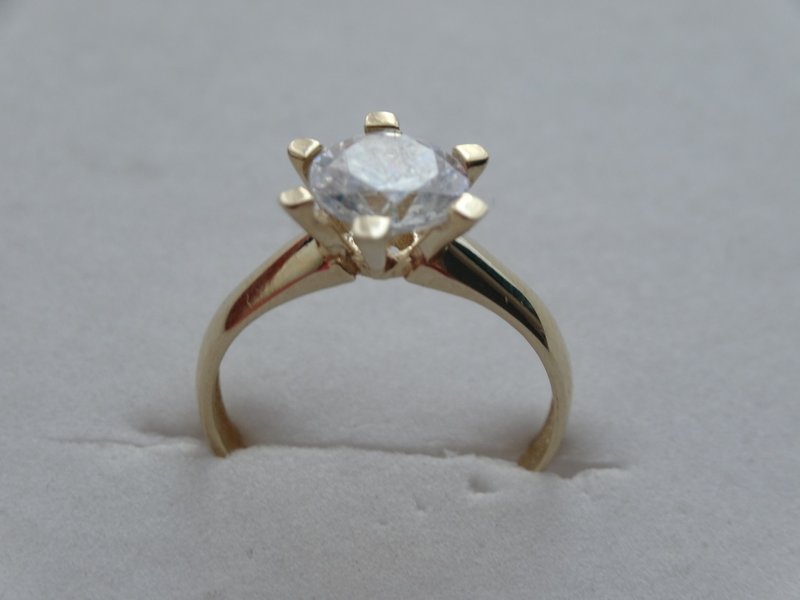 Inel logodna din aur cu zirconiu rotund-SE0000628